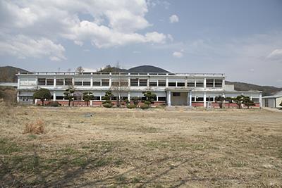 신흥국민학교 썸네일 이미지